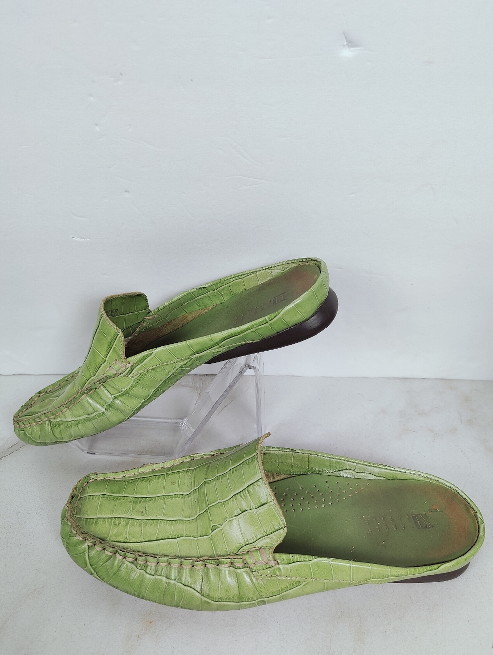 Carole Little Green Croc Embossed Leather Slip On Mules Moccasins Loafers, 8.5